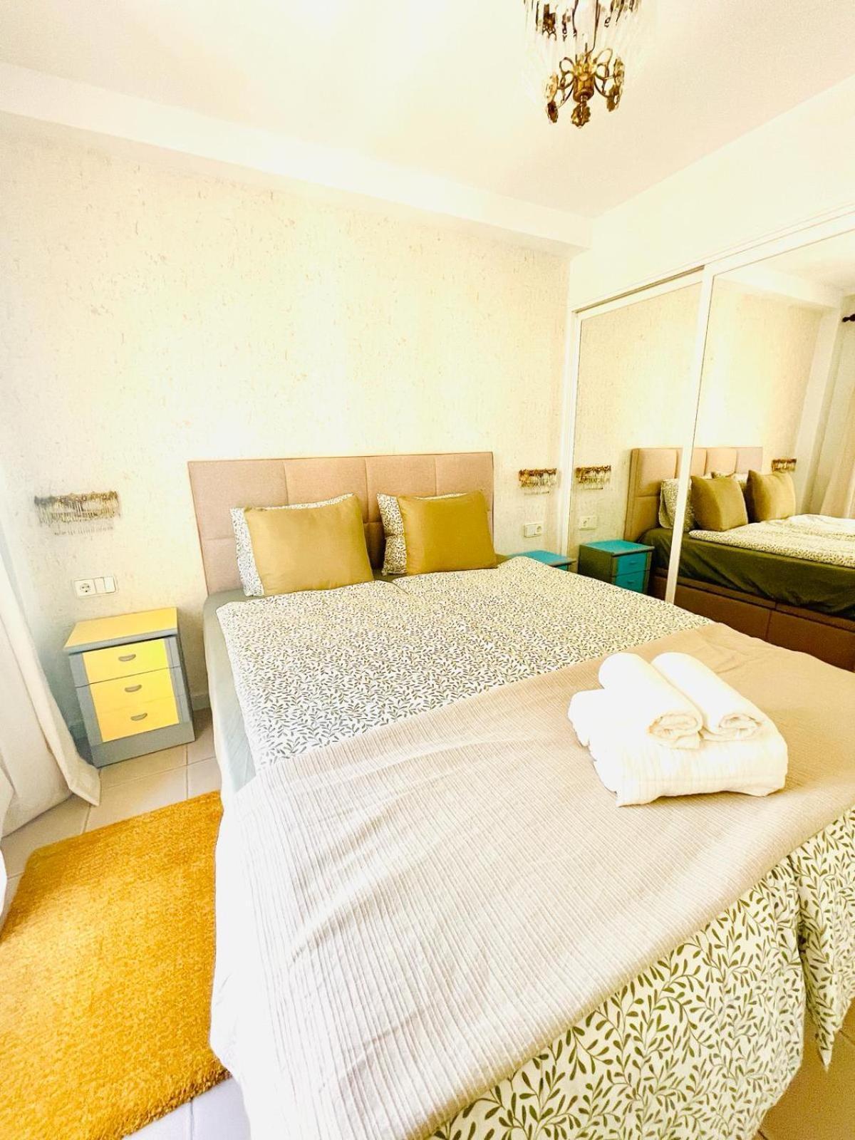 Apartamento Centro Torremolinos Con Solarium Exterior photo